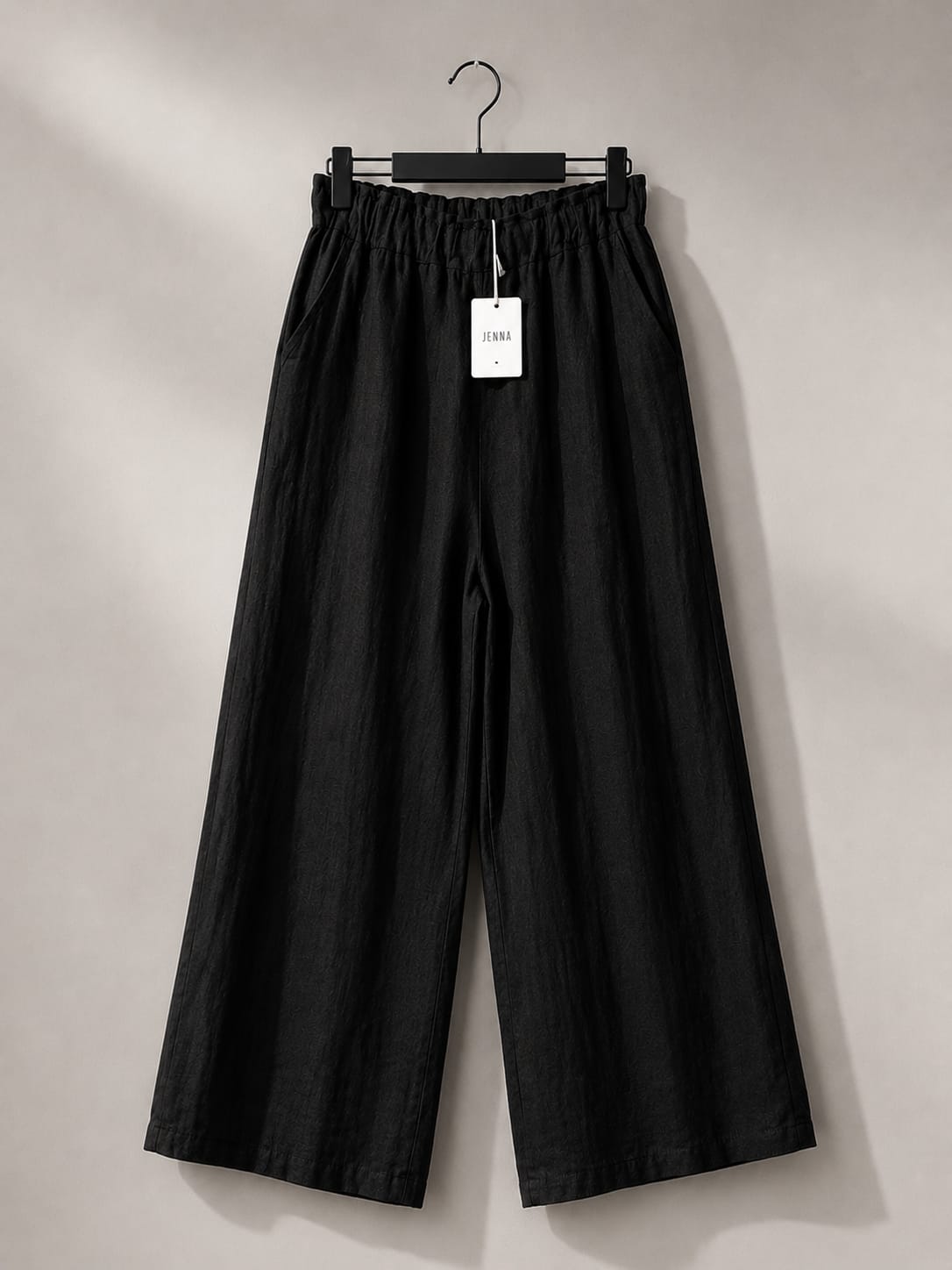 Noir Ease Linen Pants